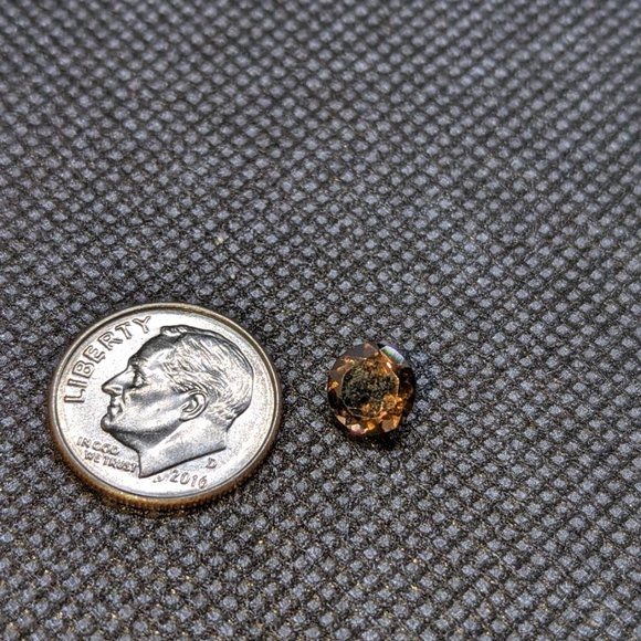 Deep Smoky Quartz Round Cut - Picture 3 of 5